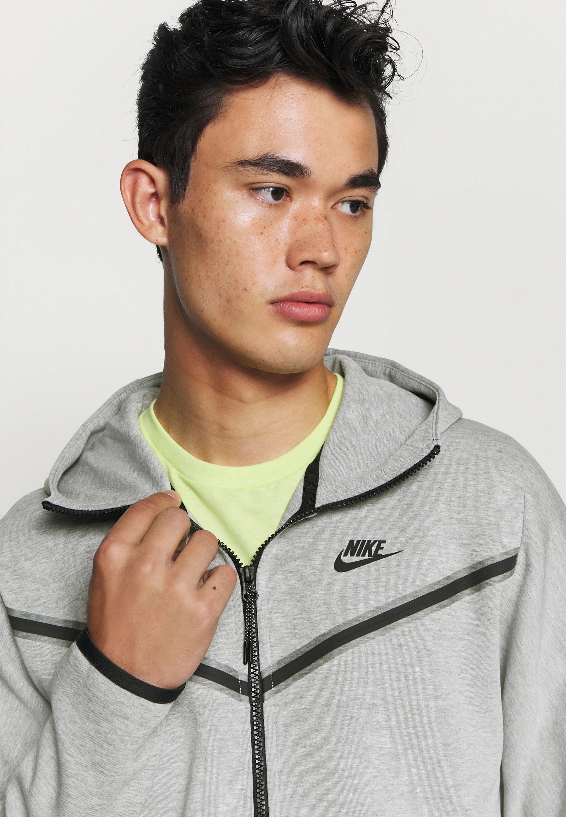 Jaqueta Nike Tech Fleece Hoodie