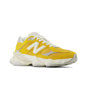 Tênis New Balance 9060 "Varsity Gold"