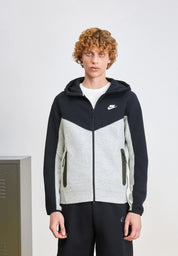 Jaqueta Nike Tech Fleece Windrunner