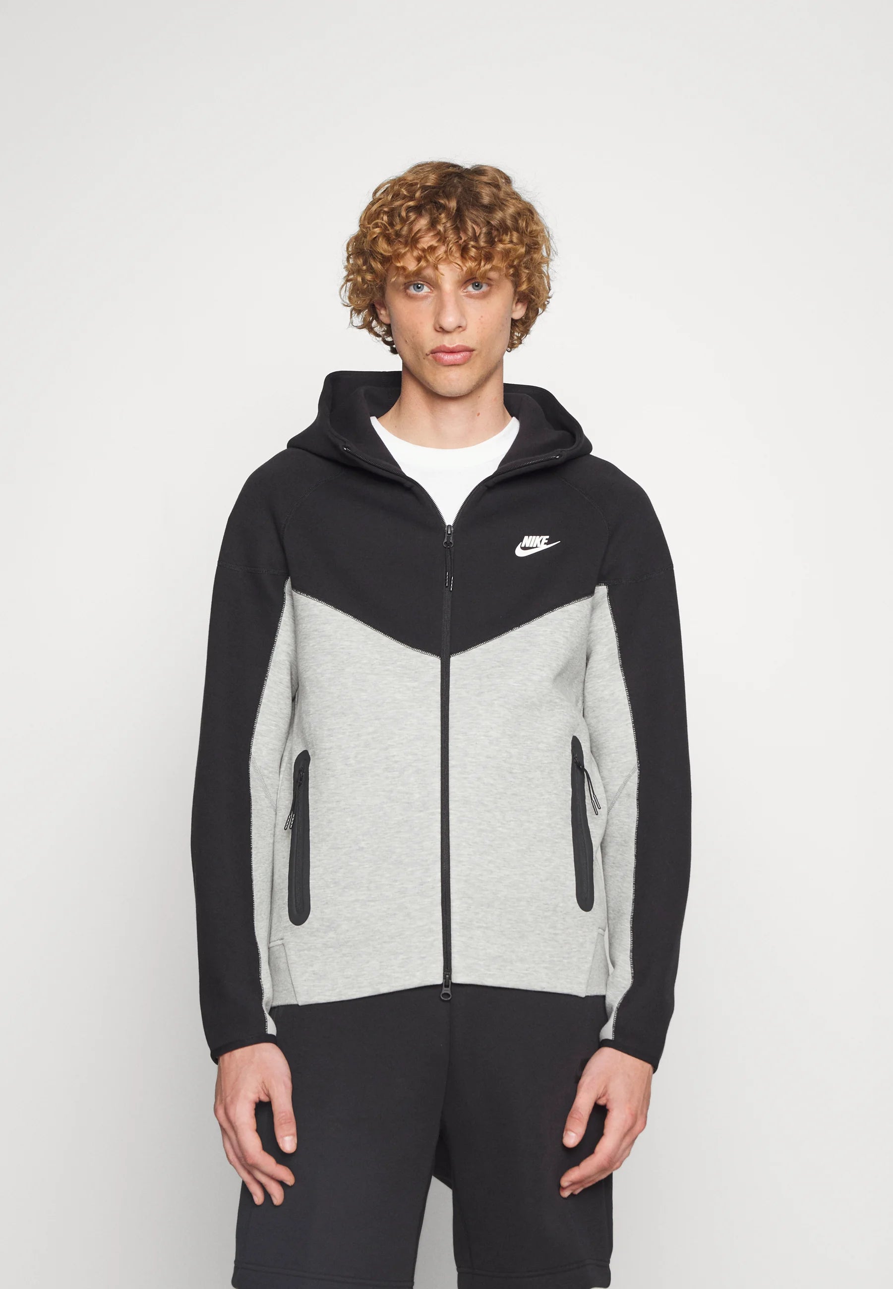 Jaqueta Nike Tech Fleece Windrunner