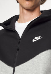 Jaqueta Nike Tech Fleece Windrunner