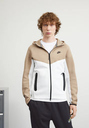 Jaqueta Nike Tech Fleece Windrunner