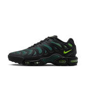 Tênis Air Max Plus Drift "Black & Green Strike"