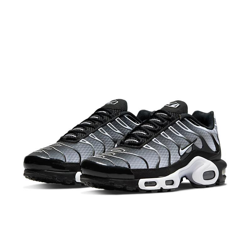 Tênis Air Max Plus Tn1 "Black & Metallic Silver"