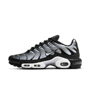 Tênis Air Max Plus Tn1 "Black & Metallic Silver"