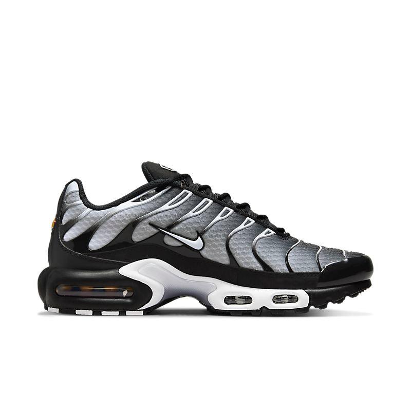 Tênis Air Max Plus Tn1 "Black & Metallic Silver"